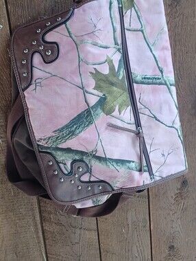 Realtree Pink Camo Canvas Messenger Bag with Brown Stud Accents